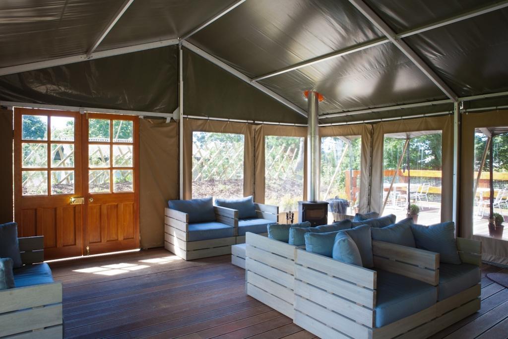 ホテル Durrell Wildlife Camp トリニティ エクステリア 写真